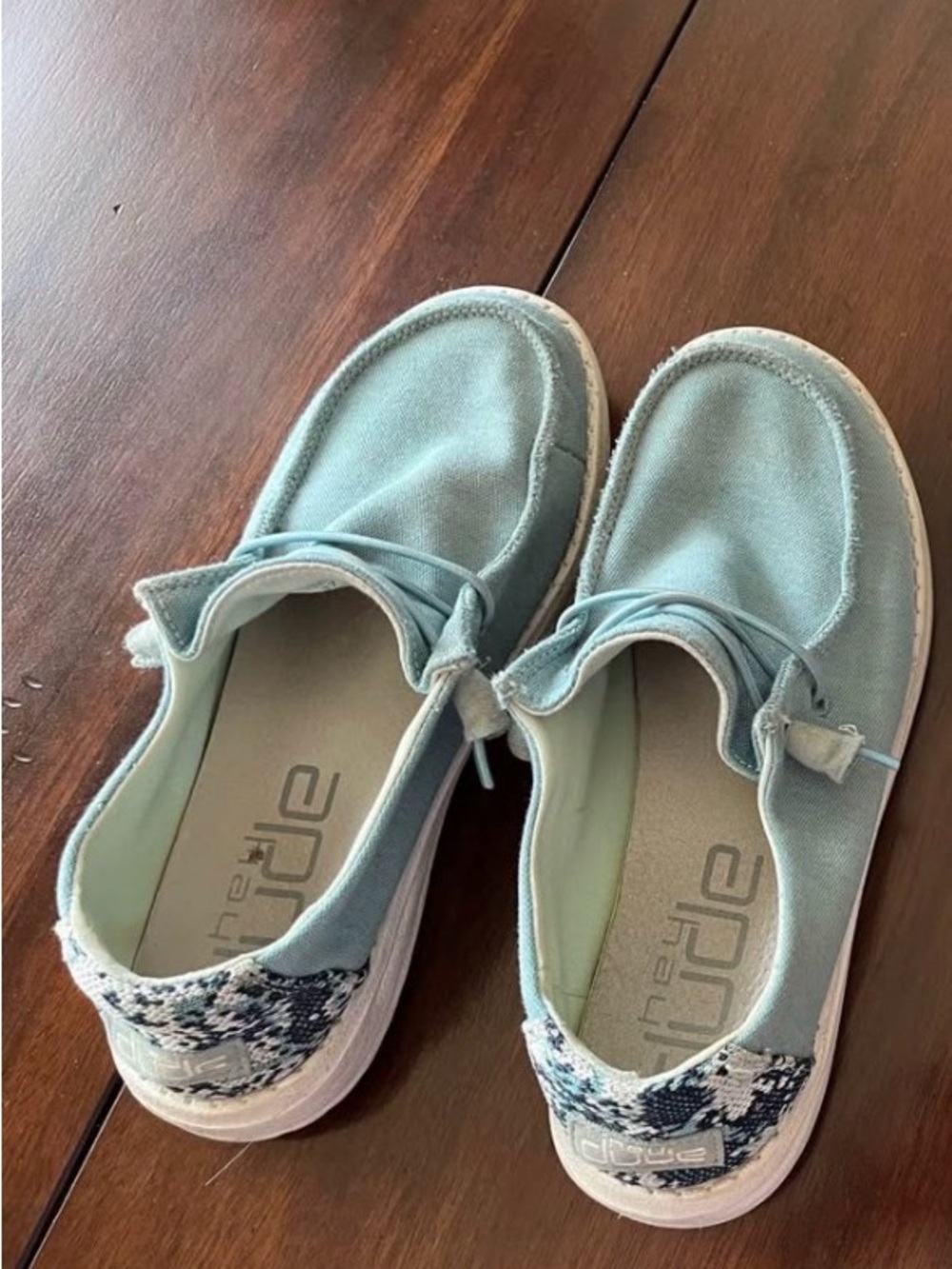 Hey Dude Women's Light Blue Canvas Casual Slip-On Shoes - Picture 2 of 2